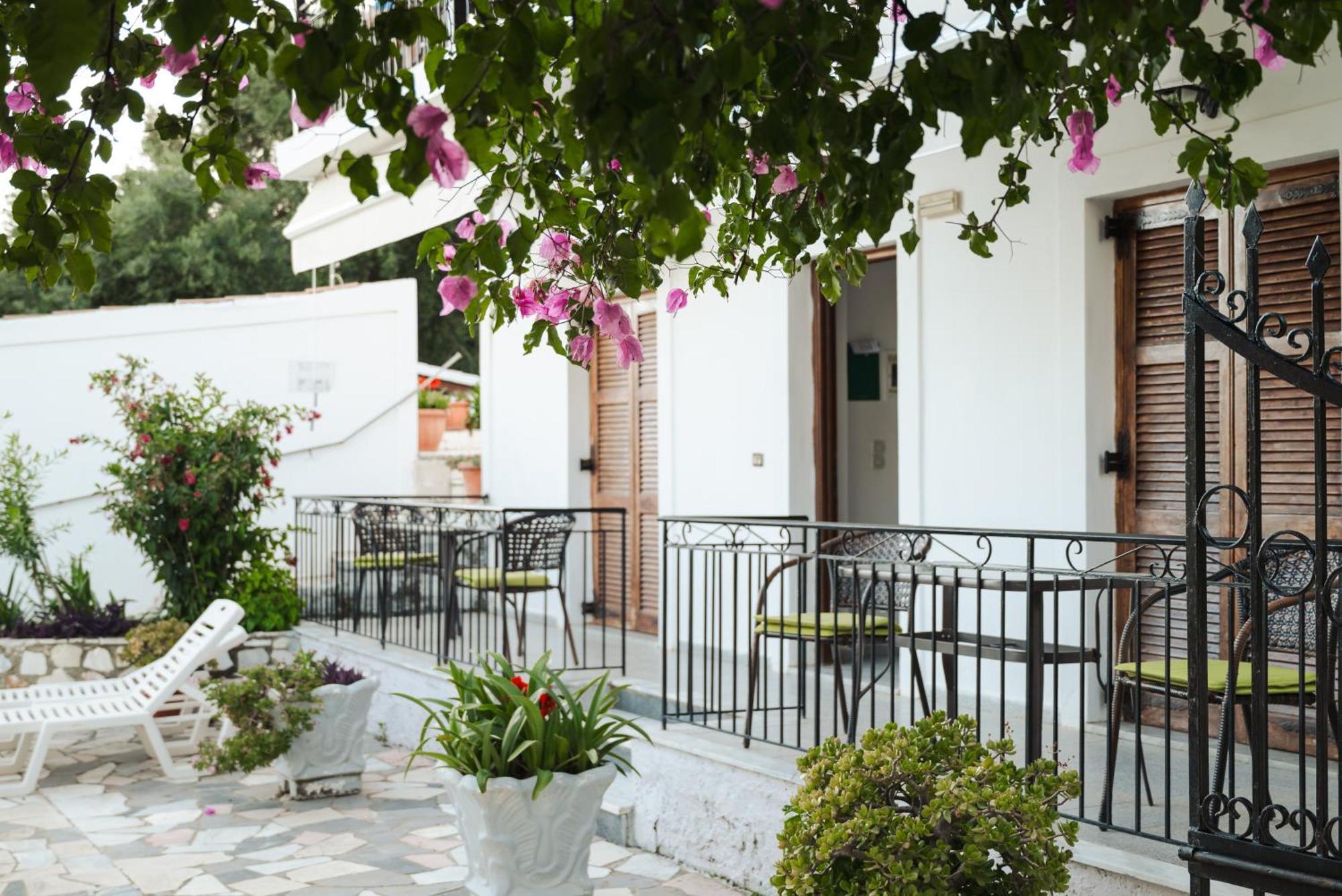 Ulisse Apartments باليوكاستريتسا المظهر الخارجي الصورة